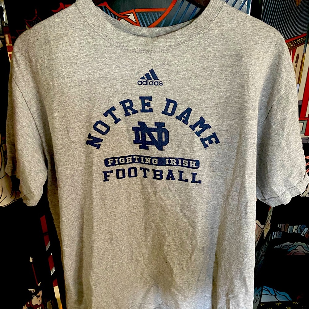 Notre Dame football shirt from campus size medium
